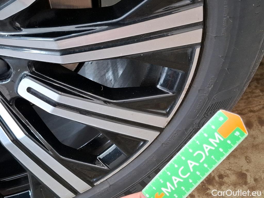  Volvo  XC90 VOLVO  / 2019 / 5P / SUV Recharge T8 AWD GT 8 Inscription #74