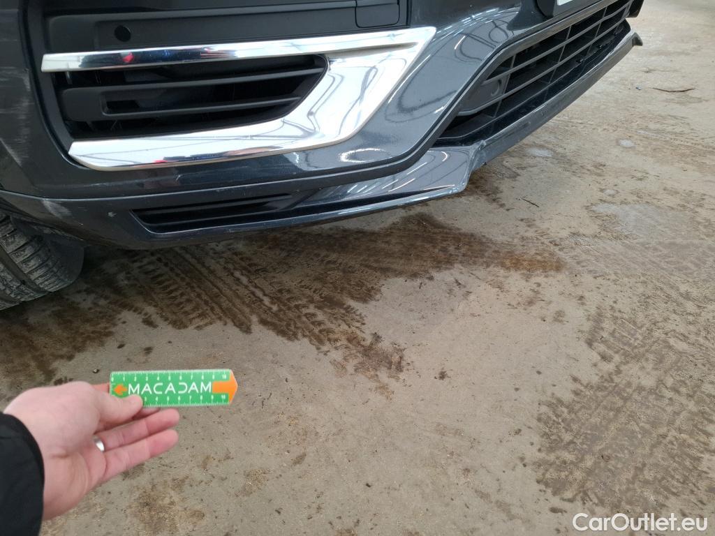  Volvo  XC90 VOLVO  / 2019 / 5P / SUV Recharge T8 AWD GT 8 Inscription #28