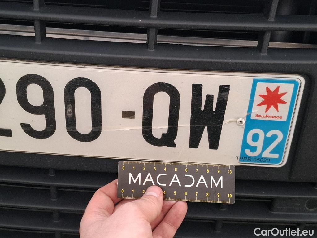  Peugeot  Partner PEUGEOT  / 2018 / 4P / Fourgonnette BHDI 100 S&S 100 S&S 1000KG STD ASPHALT #30