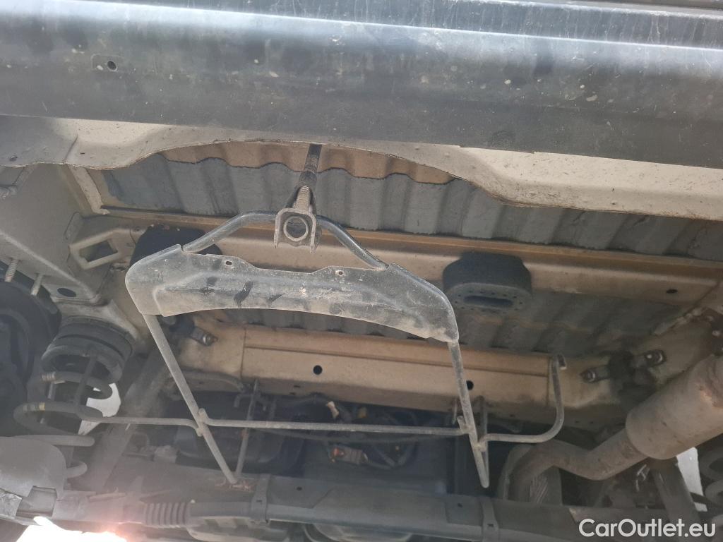  Peugeot  Partner PEUGEOT  / 2018 / 4P / Fourgonnette BHDI 100 S&S 100 S&S 1000KG STD ASPHALT #14