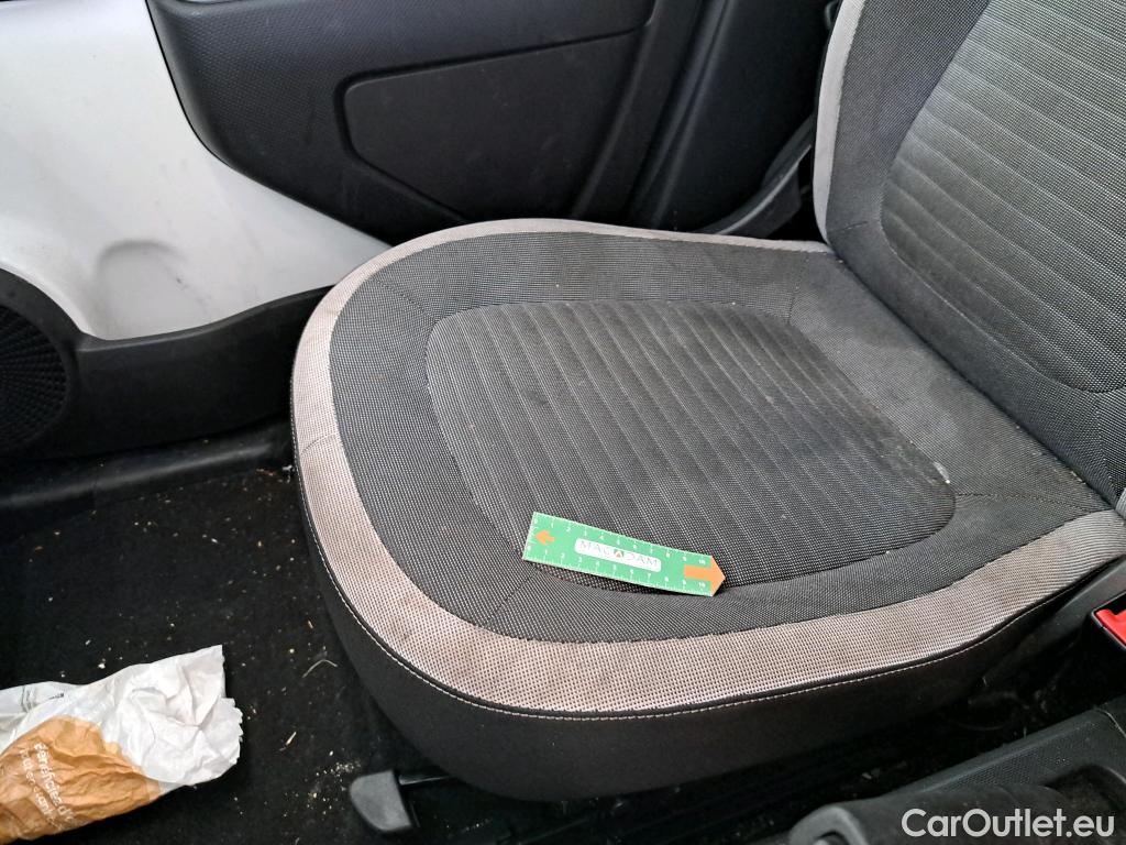  Renault  Twingo  Zen 1.0 SCe 65CV BVM5 E6d / VO RECONDITIONNE / PHOTOS AVANT RECONDITIONNEMENT / TRANSFO VP/VF
 #22