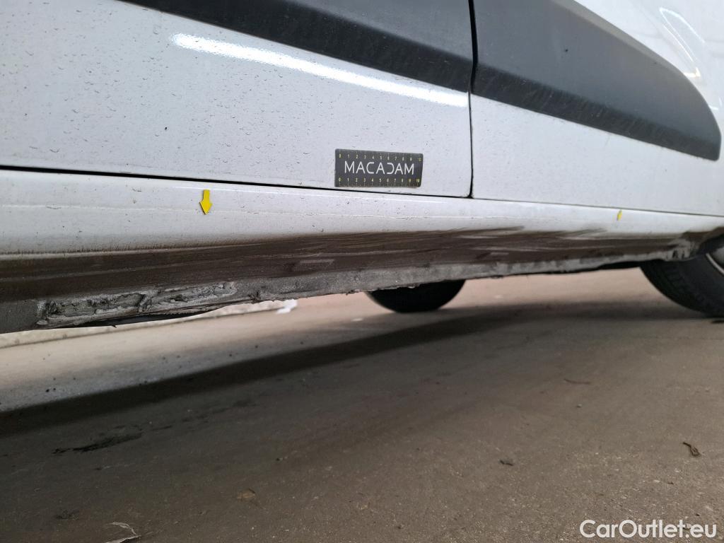  Peugeot  Partner PEUGEOT  / 2018 / 4P / Fourgonnette BHDI 100 S&S 100 S&S 1000KG STD ASPHALT #2