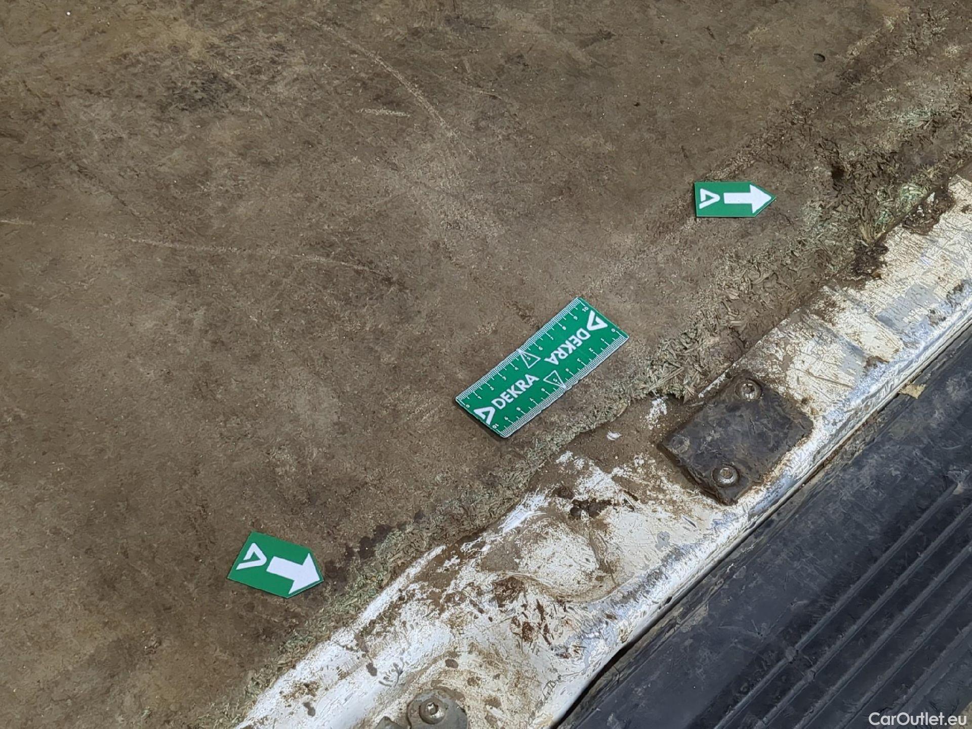  Peugeot  Boxer PEUGEOT  VU 4p Fourgon BLUEHDI 110 PREMIUM 335 L2H2 #3