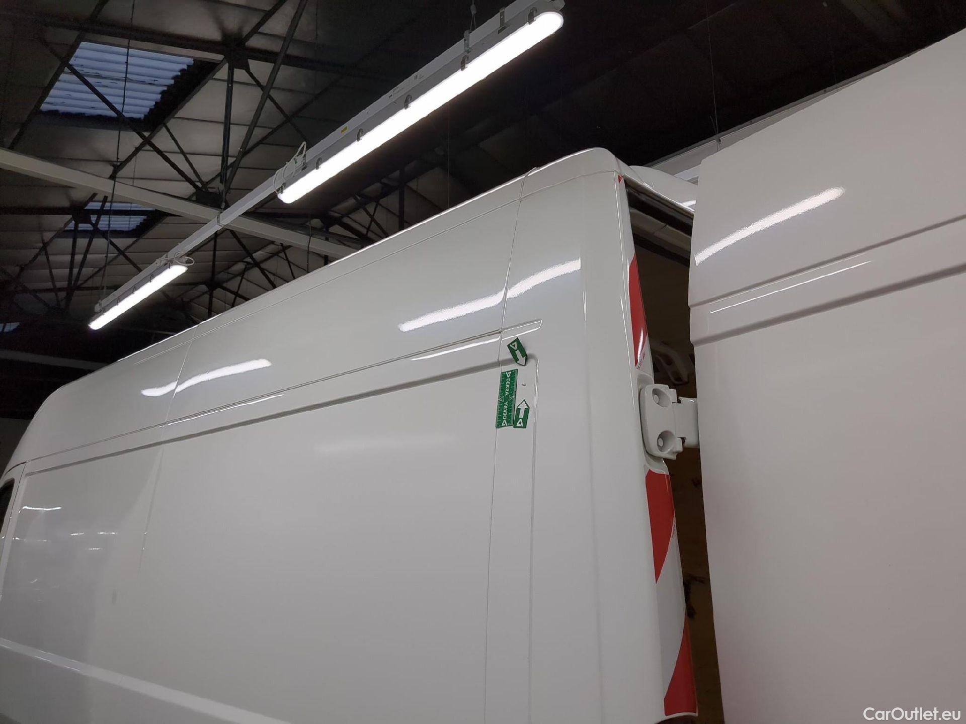  Peugeot  Boxer PEUGEOT  VU 4p Fourgon BLUEHDI 110 PREMIUM 335 L2H2 #21