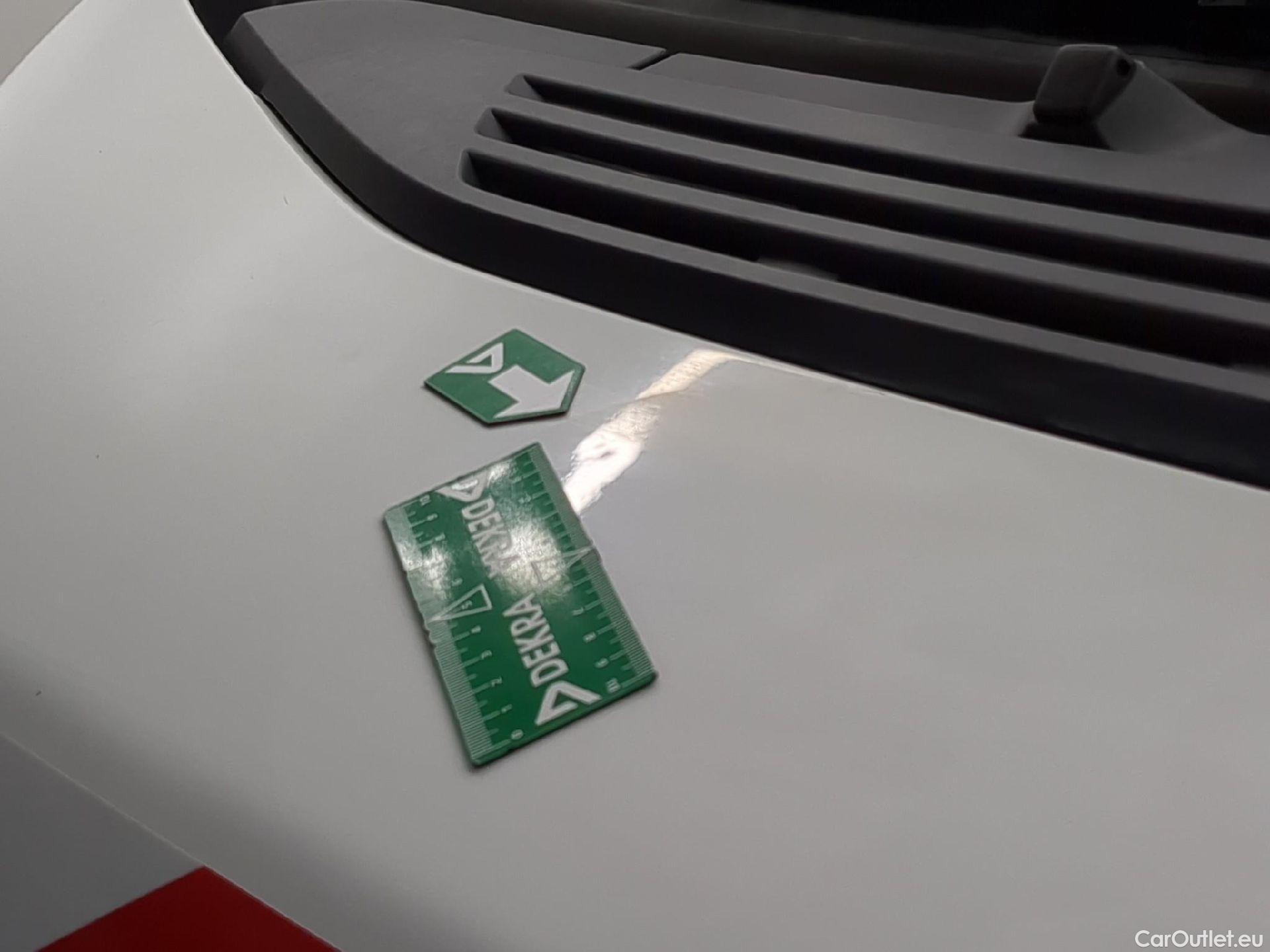  Peugeot  Boxer PEUGEOT  VU 4p Fourgon BLUEHDI 110 PREMIUM 335 L2H2 #53