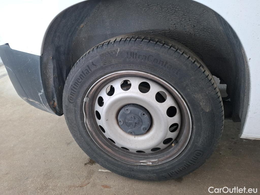  Peugeot  Partner PEUGEOT  / 2018 / 4P / Fourgonnette BHDI 100 S&S 100 S&S 1000KG STD ASPHALT #4