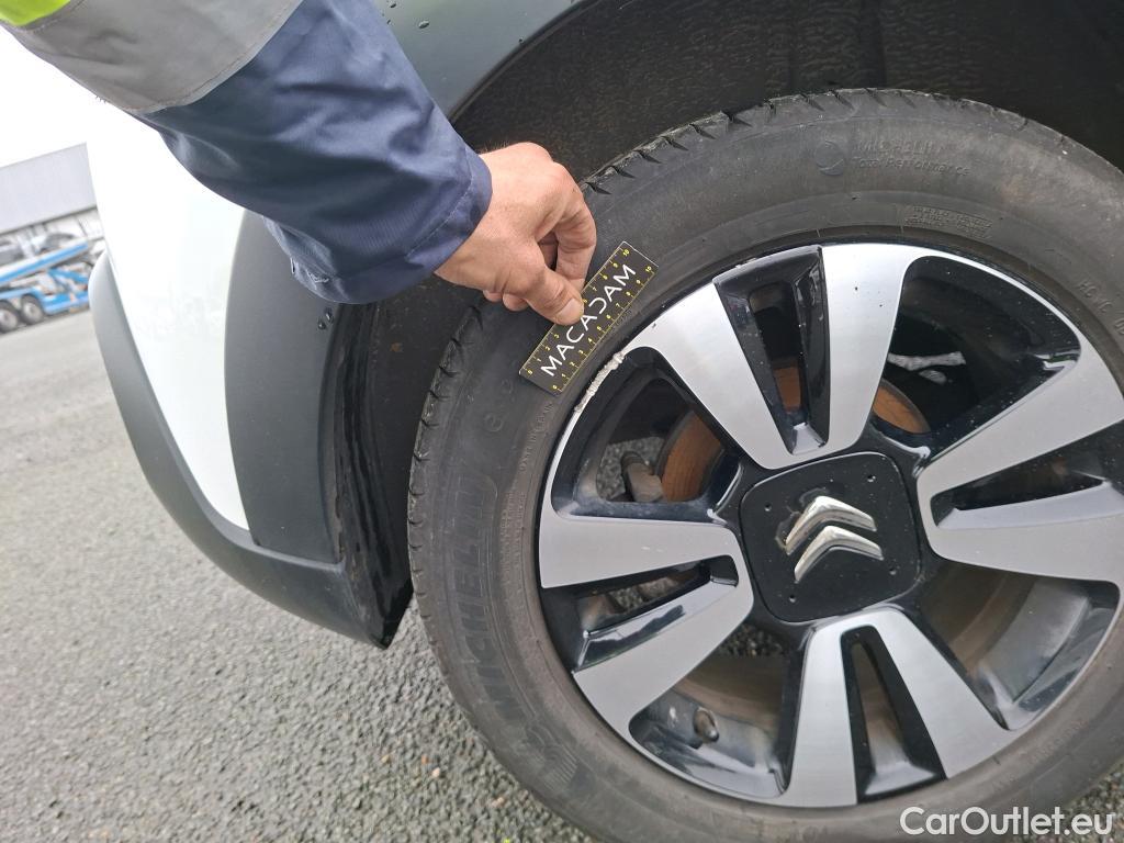  Citroen  C3  Shine Pack 1.2 PureTech 110CV BVM6 6E #12