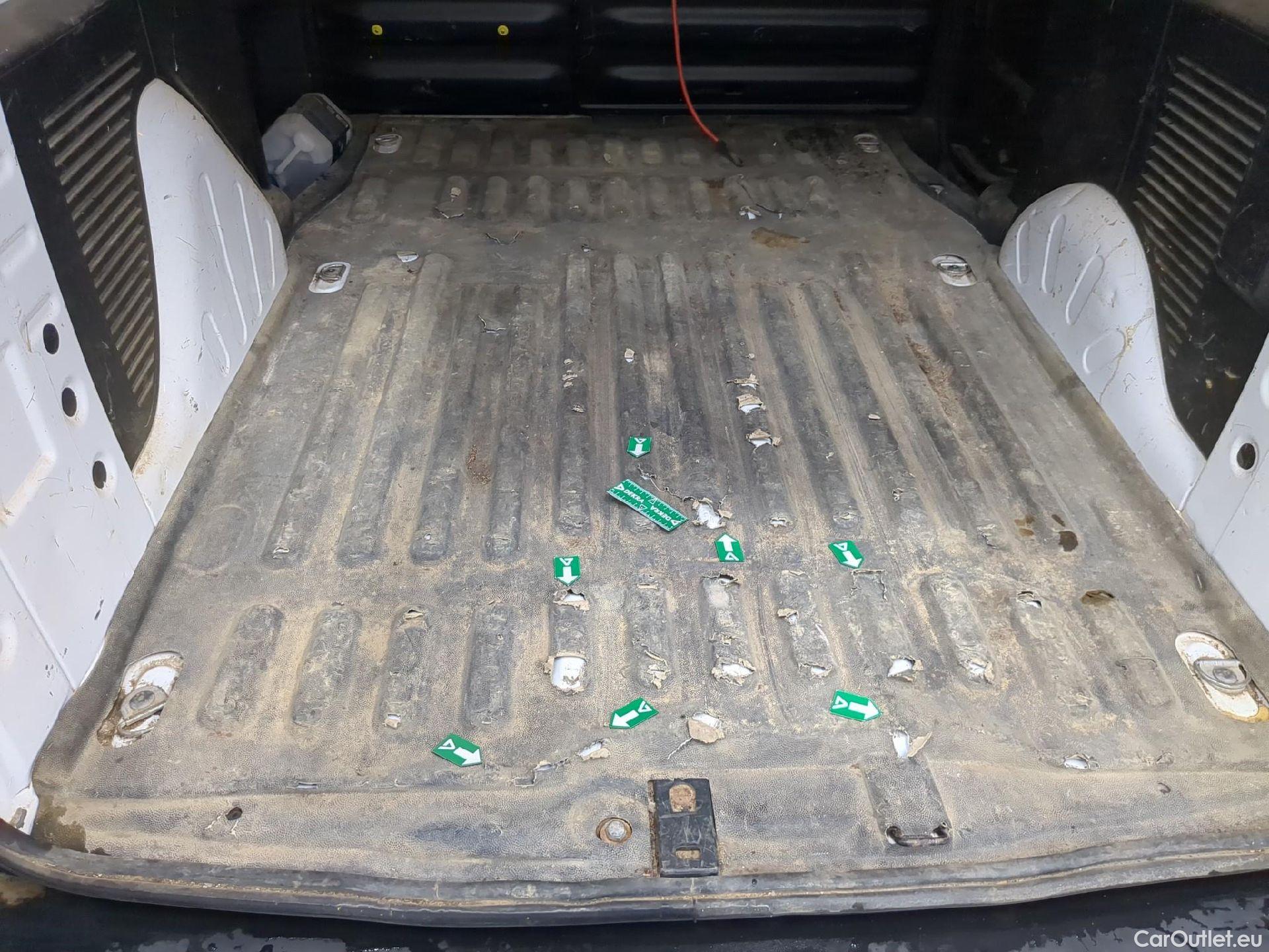  Citroen  Berlingo  Fourgon Club L2 (Long) 1.6 BlueHDi 100CV BVM5 E6 #9