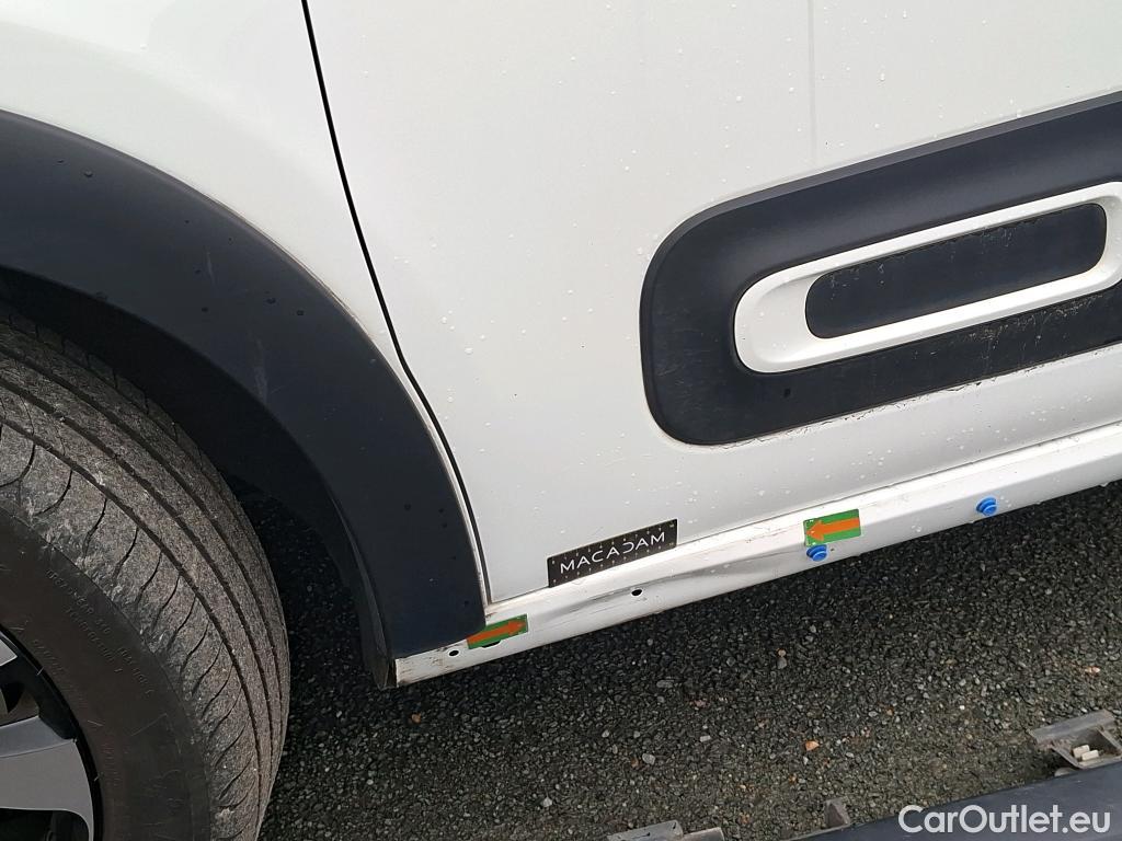  Citroen  C3  Shine Pack 1.2 PureTech 110CV BVM6 6E #2