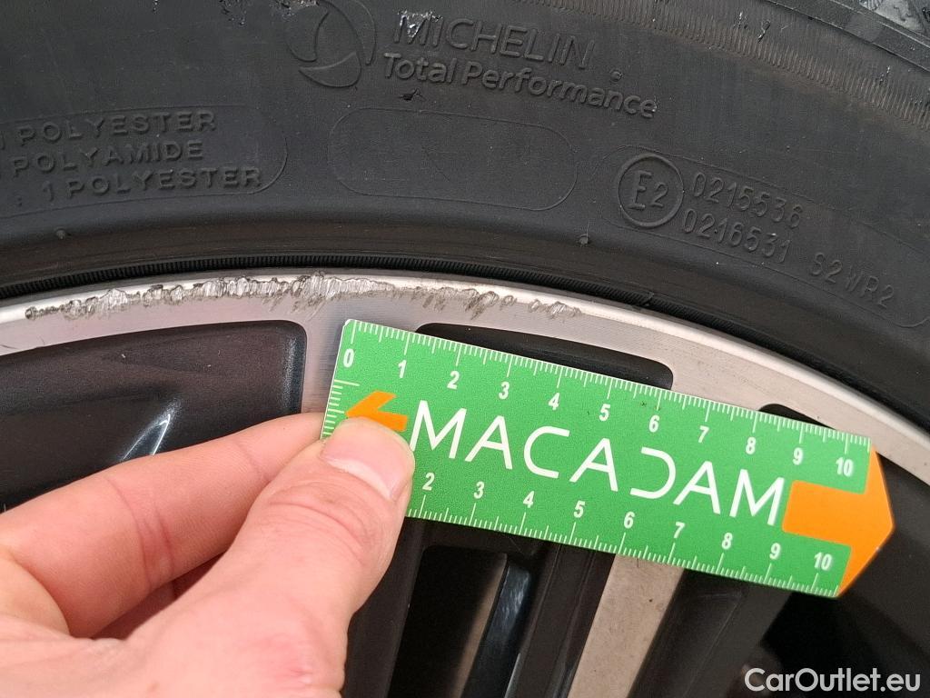  Bmw  Serie 1 BMW Série 1 / 2019 / 5P / Berline 116i DKG7 Business Design #10