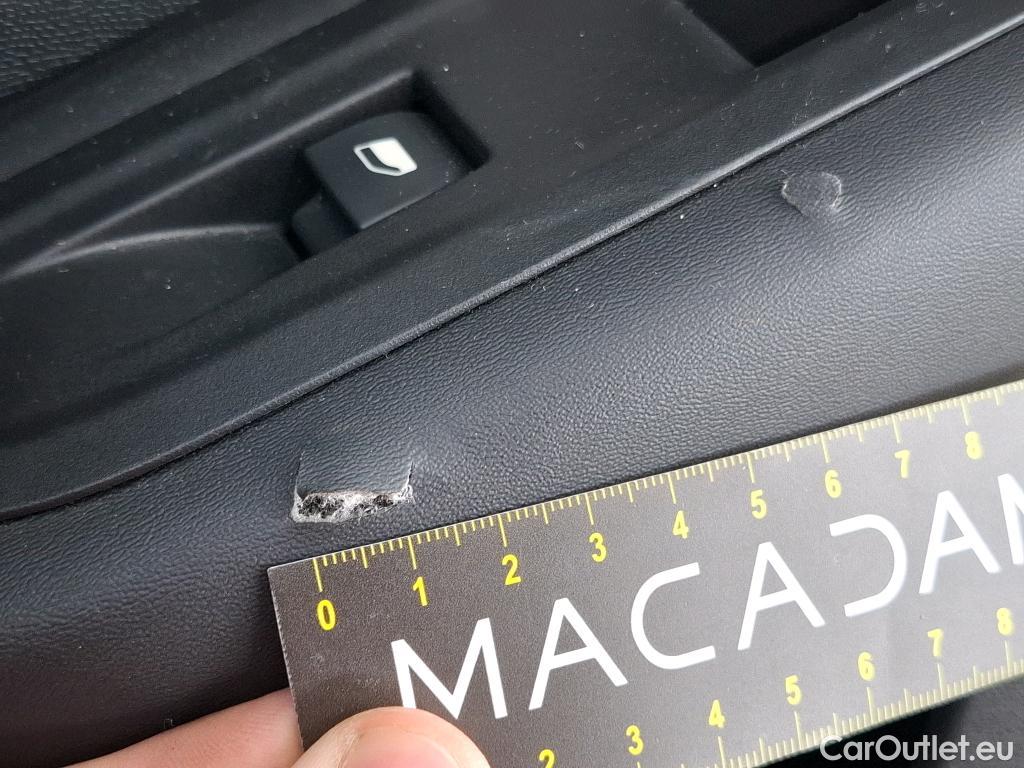  Citroen  C4  X Feel Pack 1.2 PureTech 130CV BVA8 6E #12