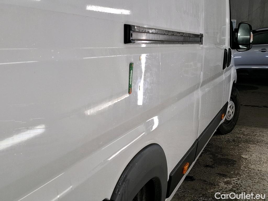  Fiat  Ducato FIAT  2014 4P Fourgon tôlé Maxi 35 XL H2 23 Mjet 140 Pack Pro Nav #3