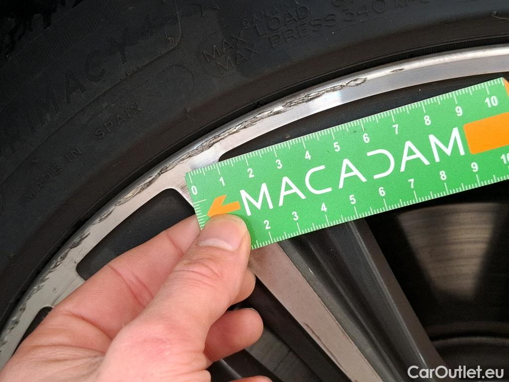  Bmw  Serie 1 BMW Série 1 / 2019 / 5P / Berline 116i DKG7 Business Design #8