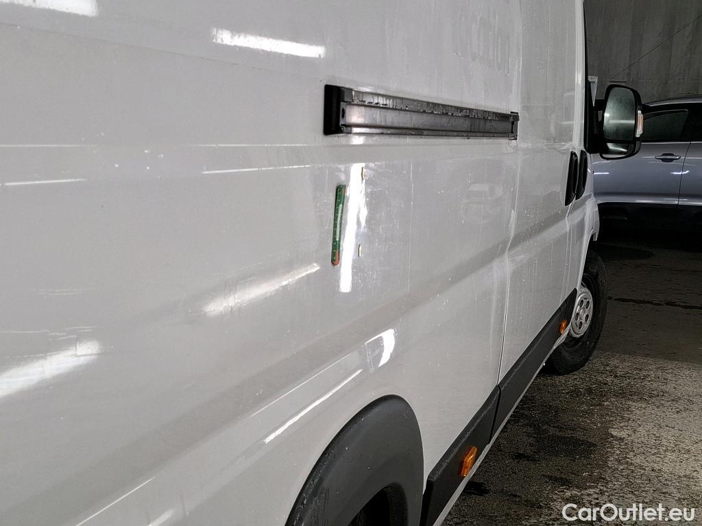  Fiat  Ducato FIAT  2014 4P Fourgon tôlé Maxi 35 XL H2 23 Mjet 140 Pack Pro Nav #2