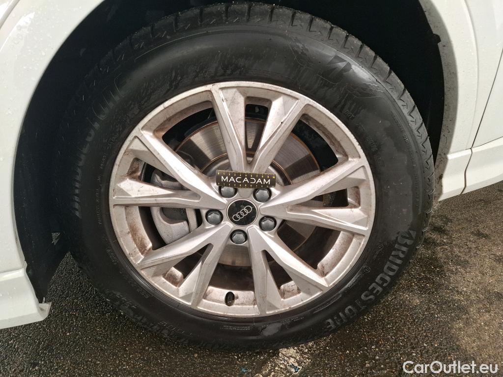  Audi  Q3 AUDI  / 2018 / 5P / SUV 45 TFSI E 245 S TRONIC S LINE #1