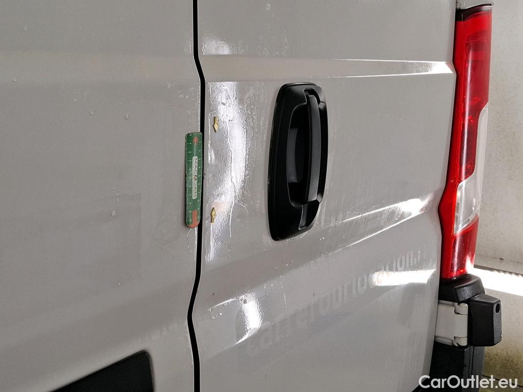  Fiat  Ducato FIAT  2014 4P Fourgon tôlé Maxi 35 XL H2 23 Mjet 140 Pack Pro Nav #9