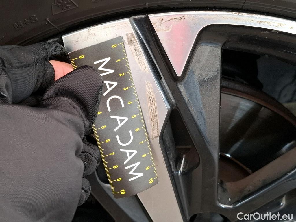  Peugeot  5008  Active Business 1.5 HDi 130CV BVA8 7 Sieges E6d #9