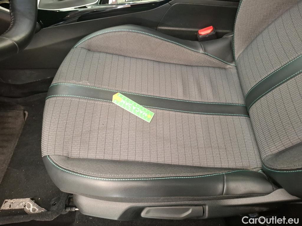  Peugeot  2008  Allure Business 1.5 HDi 110CV BVM6 E6d #49