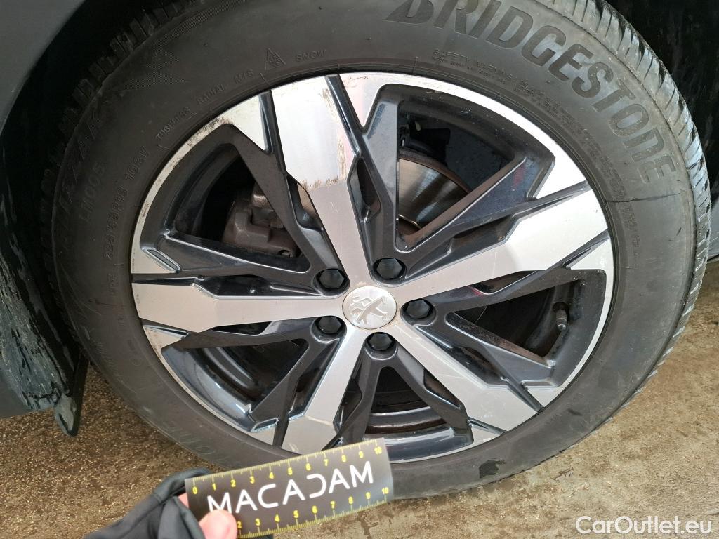  Peugeot  5008  Active Business 1.5 HDi 130CV BVA8 7 Sieges E6d #8