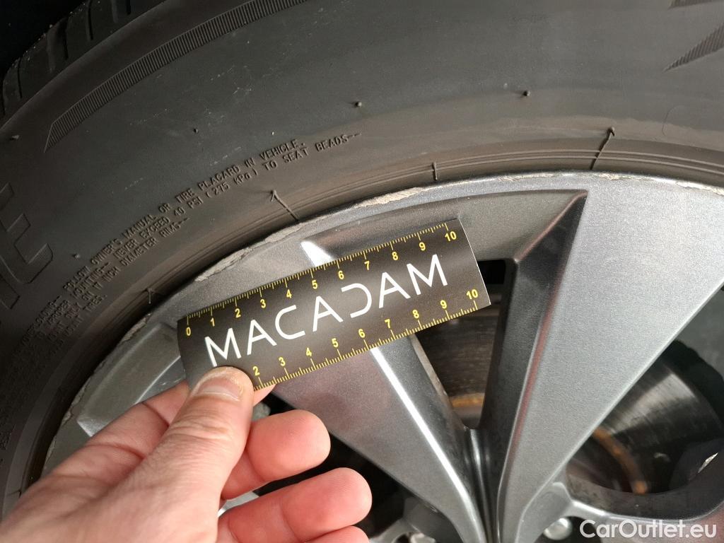  Renault  Arkana  Evolution 1.6 E-TECH Hybrid 145CV BVA6 6E #18