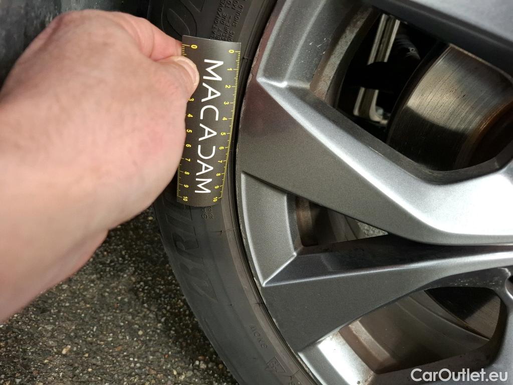  Renault  Arkana  Evolution 1.6 E-TECH Hybrid 145CV BVA6 6E #19