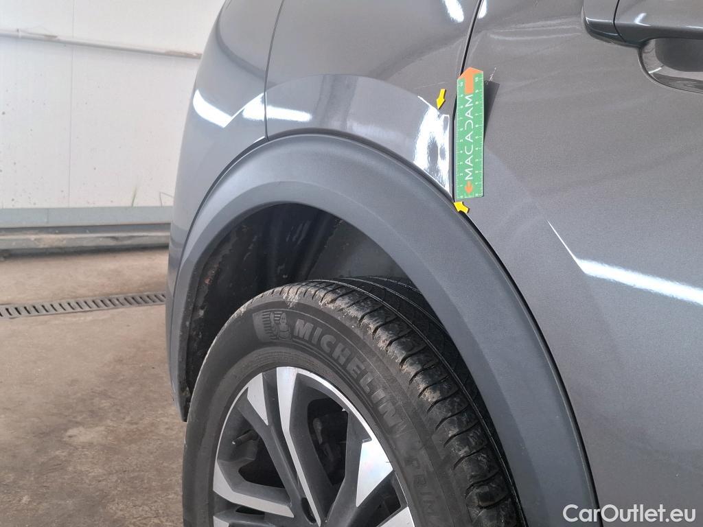  Peugeot  2008  Allure Business 1.5 HDi 110CV BVM6 E6d #17