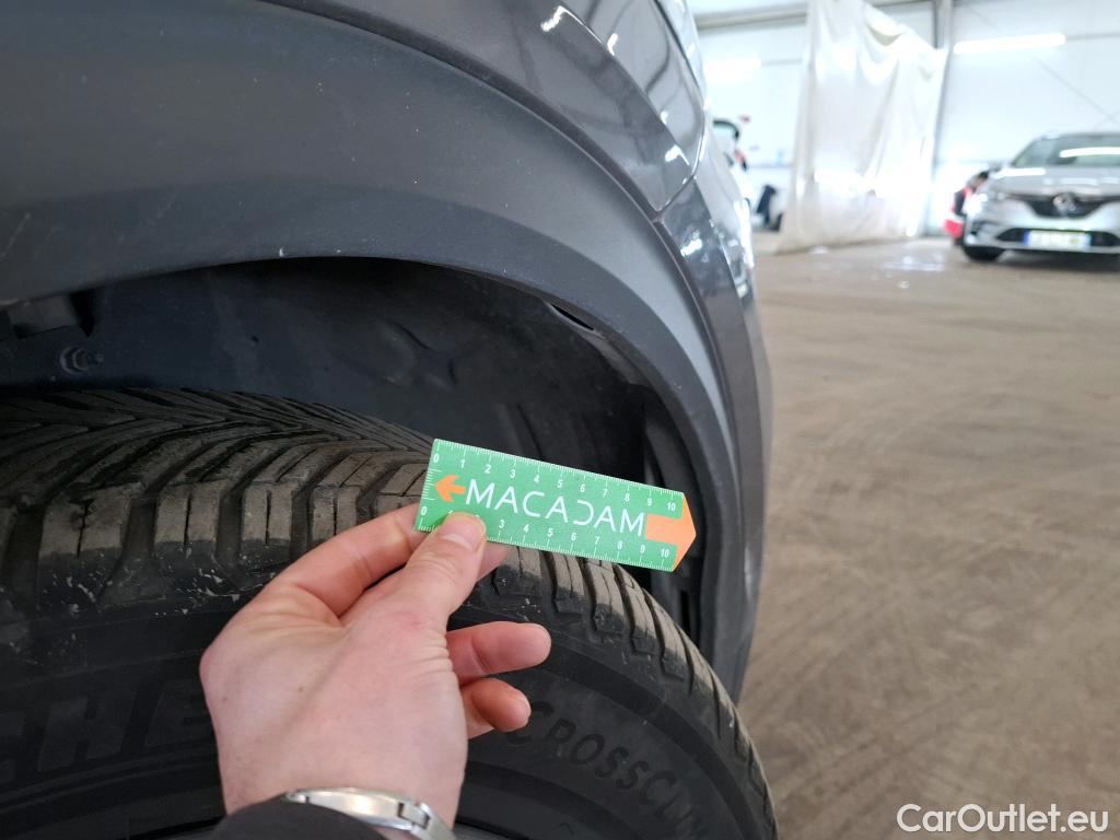  Peugeot  2008  Active Business 1.2 PureTech 100CV BVM6 E6d #51