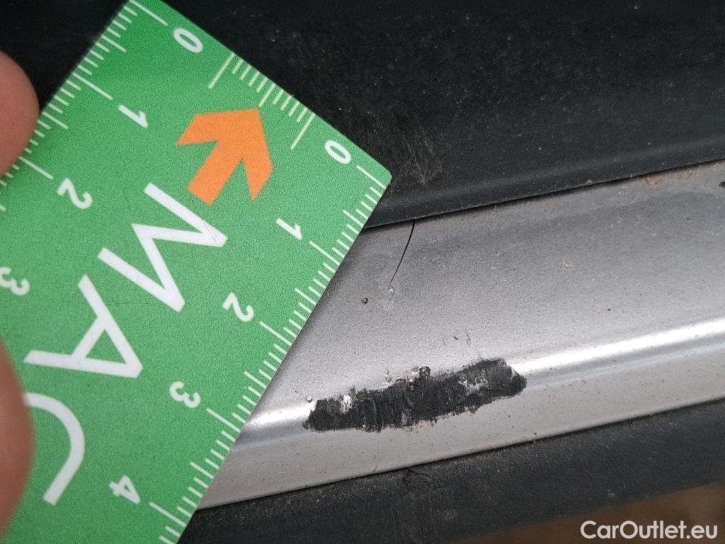  Peugeot  2008  Allure Business 1.5 HDi 110CV BVM6 E6d #23