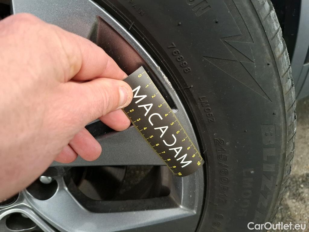  Renault  Arkana  Evolution 1.6 E-TECH Hybrid 145CV BVA6 6E #25