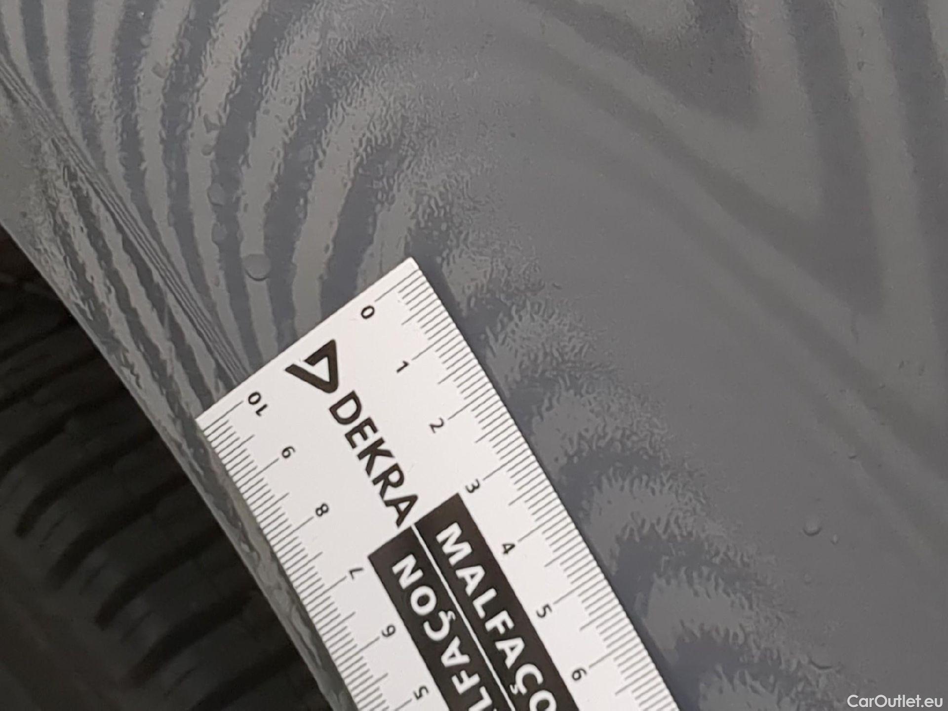  Volkswagen  Transporter VOLKSWAGEN  VU 4p Fourgon 2.0 TDi 150 L2H1 Business Line #15