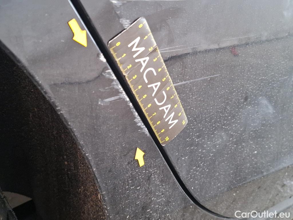  Volkswagen  Golf  VOLKSWAGEN / 2020 / 5P / Berline 1.0 eTSI OPF 110 DSG7 Life Business #19