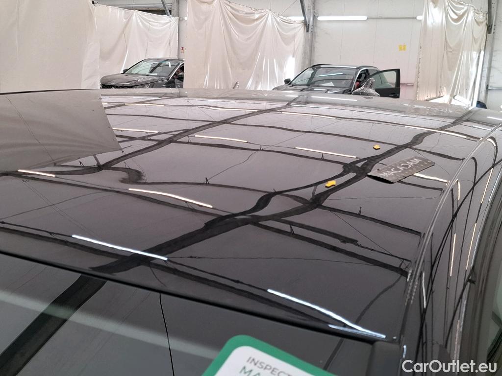  Volkswagen  Golf  VOLKSWAGEN / 2020 / 5P / Berline 1.0 eTSI OPF 110 DSG7 Life Business #3