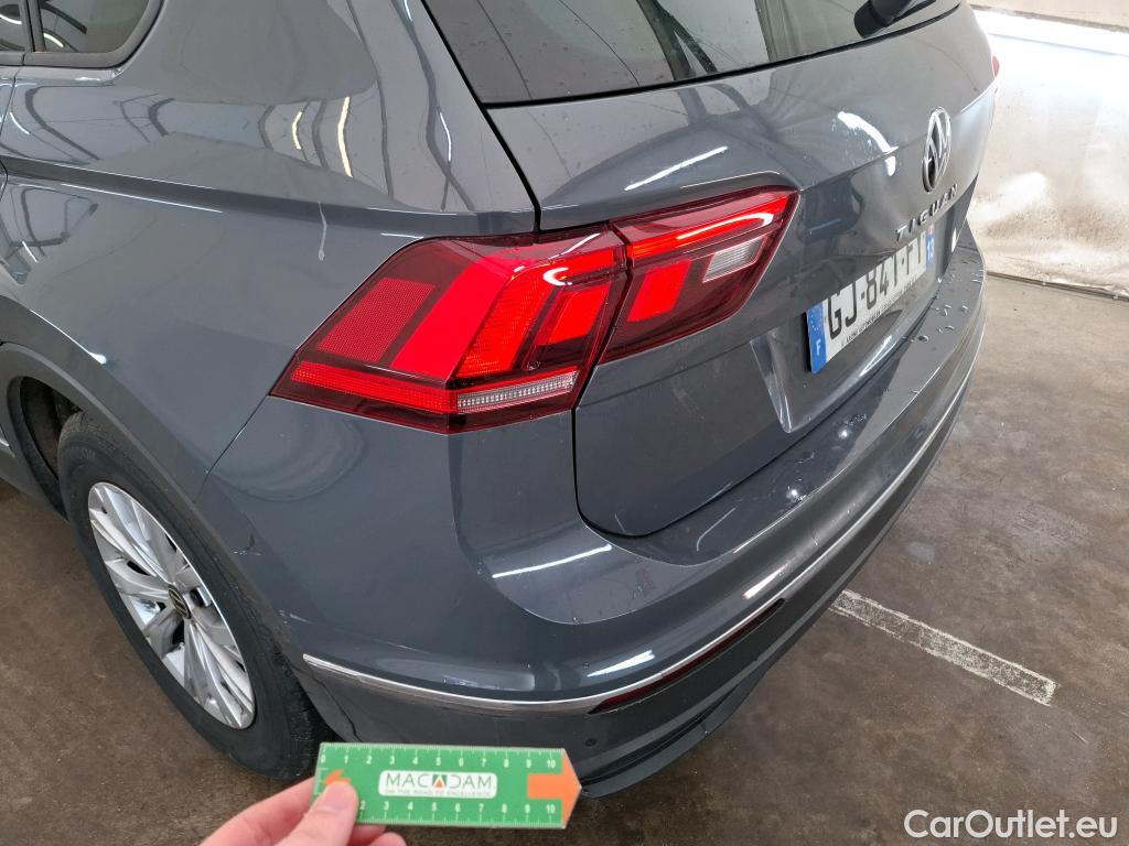  Volkswagen  Tiguan VOLKSWAGEN  / 2020 / 5P / SUV 1.5 TSI 150 DSG7 LIFE BUSI #5