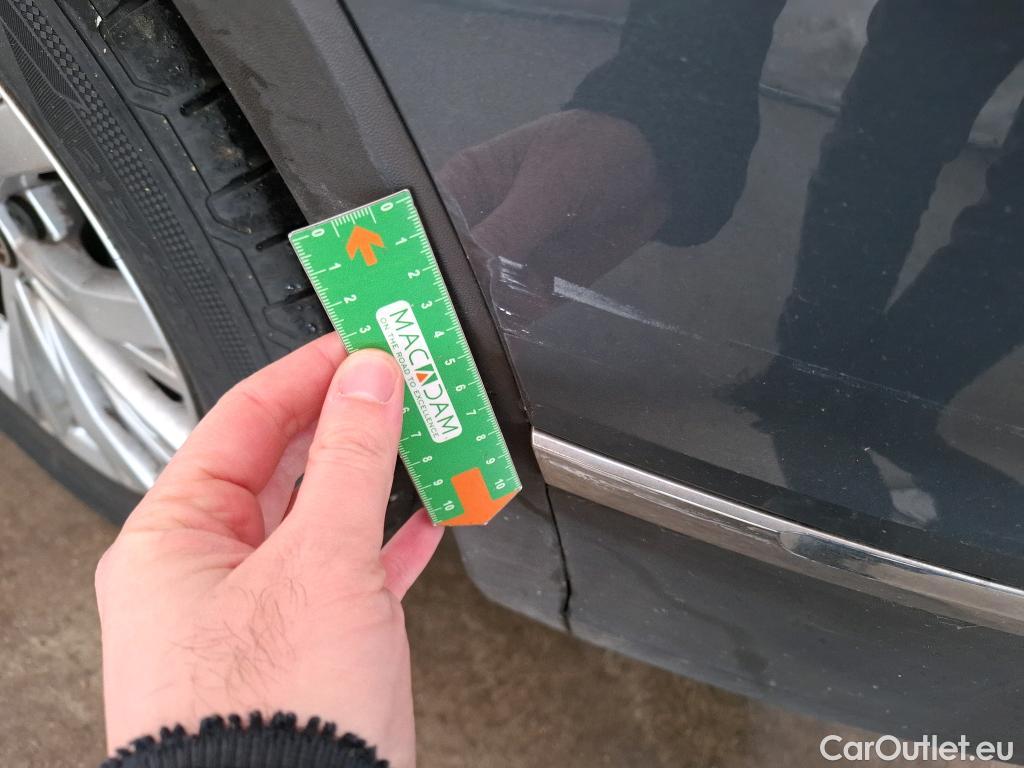  Volkswagen  Tiguan VOLKSWAGEN  / 2020 / 5P / SUV 1.5 TSI 150 DSG7 LIFE BUSI #6