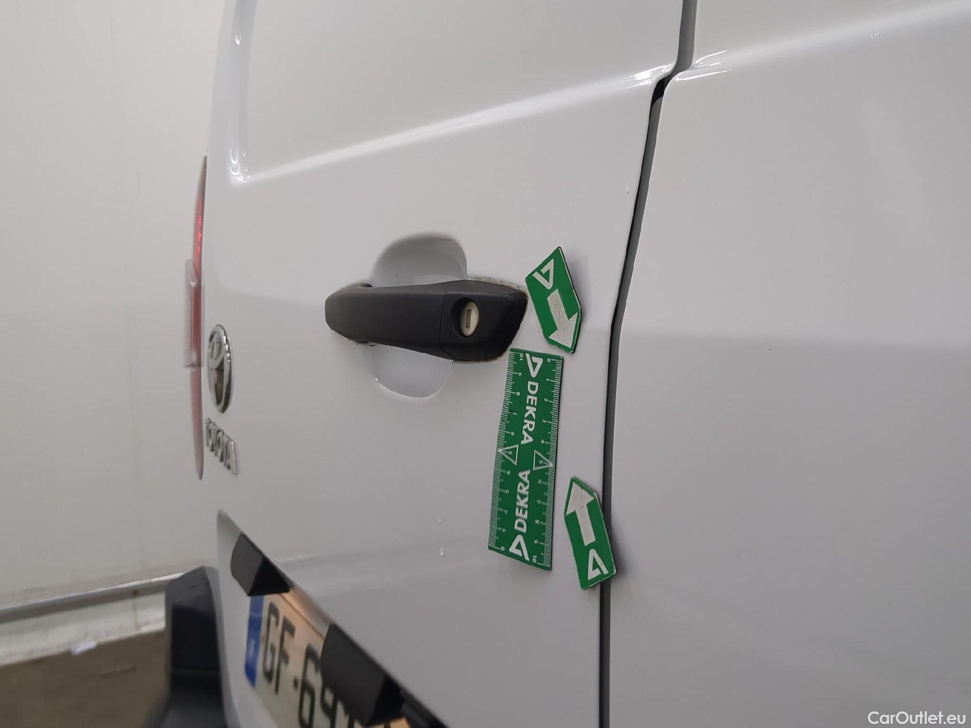  Land Rover  Discovery TOYOTA Proace City / 2021 / 4P / Fourgonnette ELECTRIC MEDIUM 50KWH BUSINESS #5