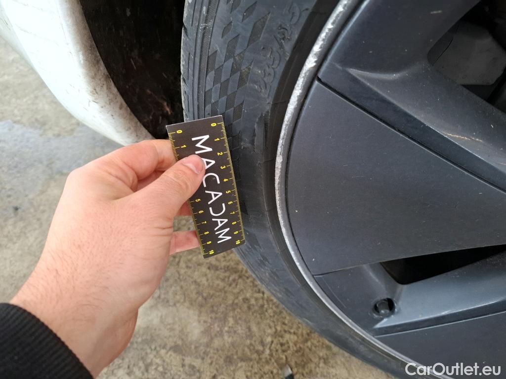  Tesla  Model 3 TESLA  / 2018 / 4P / Berline Grande Autonomie #10