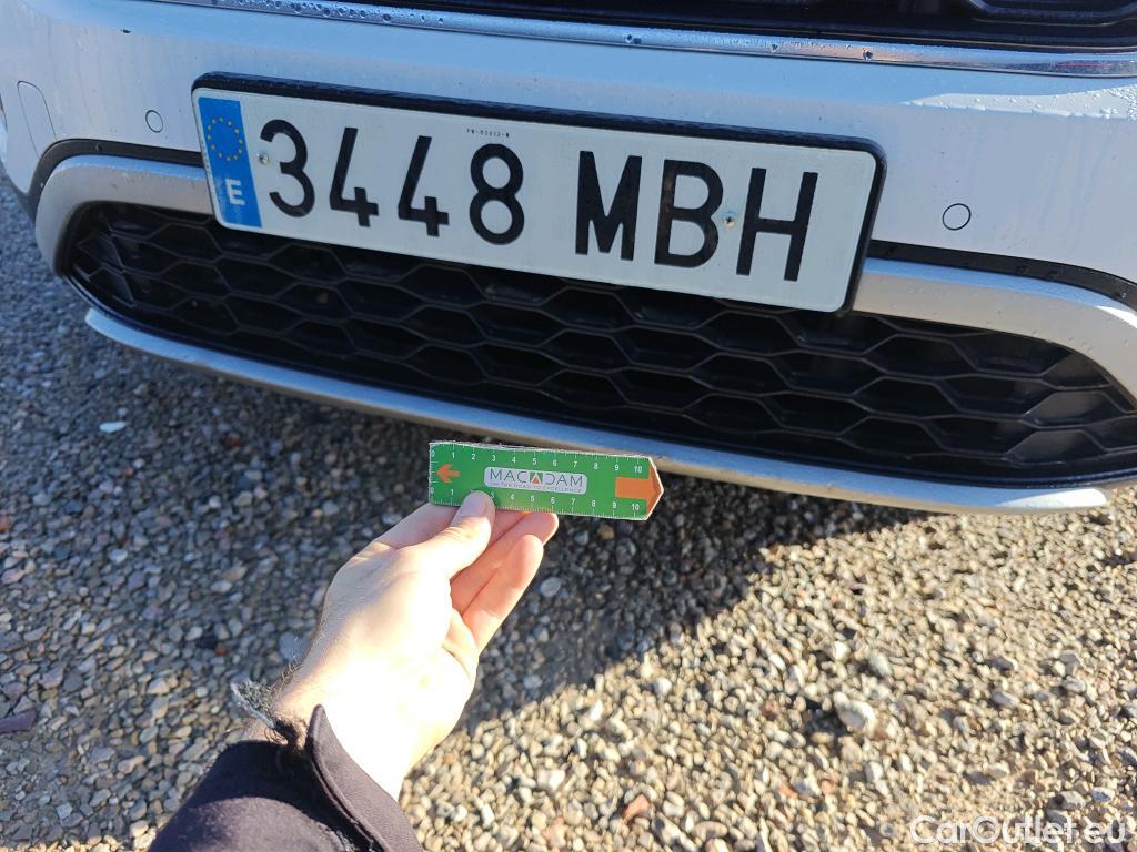  Volkswagen  T-ROC VOLKSWAGEN  / 2021 / 5P / todoterreno Life 2.0 TDI 85kW (115CV) (AC) #3