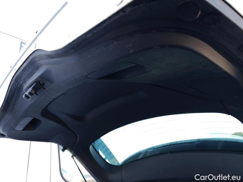  Renault  Megane RENAULT Mégane / 2015 / 5P / familiar Sp. Tourer Zen En. dCi 81kW (110CV) #1