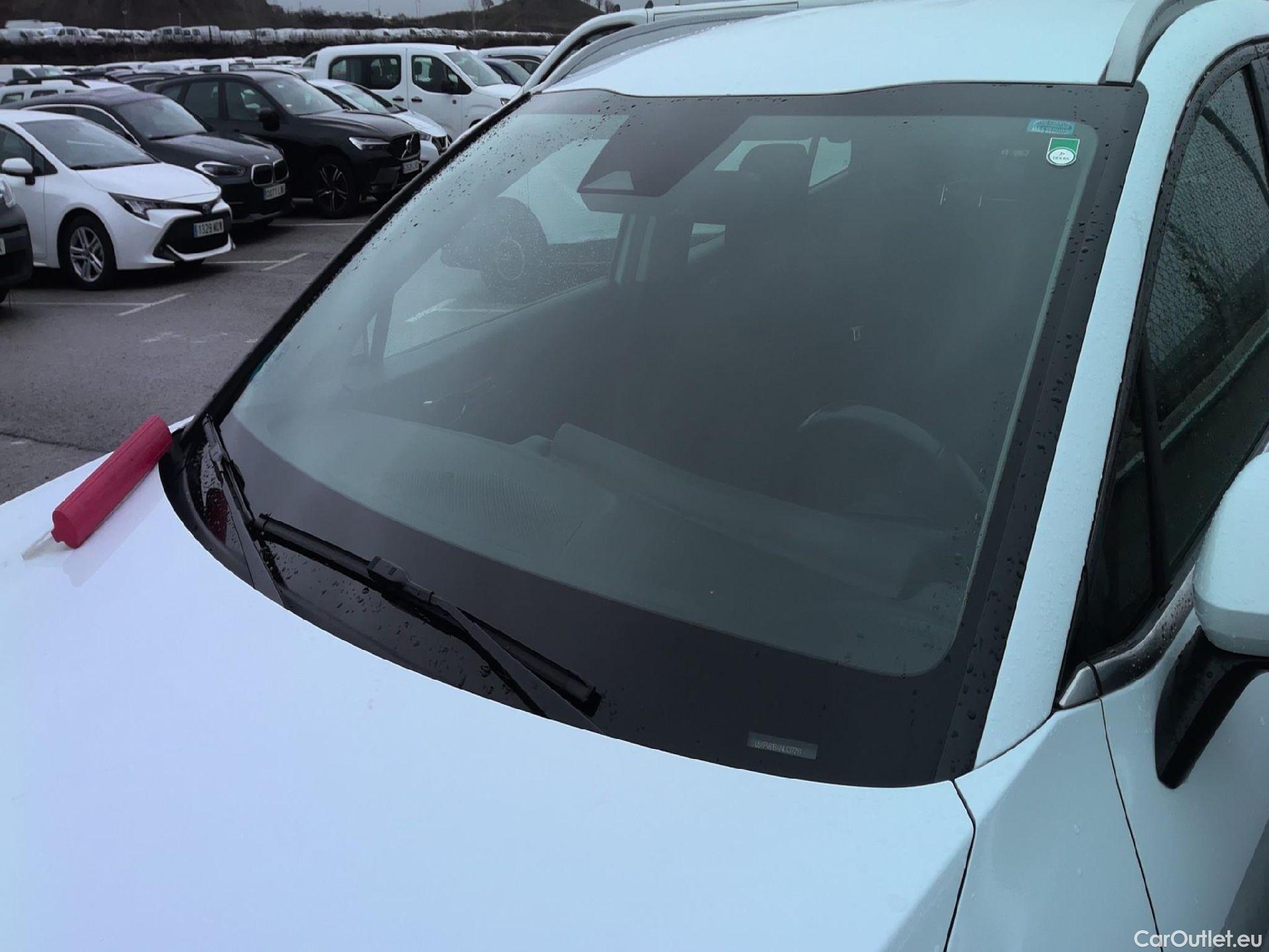  KIA  Sportage KIA  / 2022 / 5P / todoterreno 1.6 T-GDi 110kW (150CV) Drive 4x2 (AC2) #39