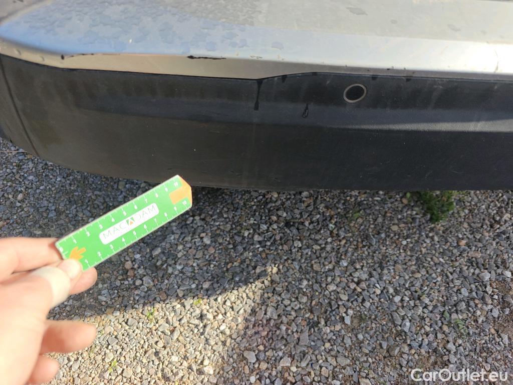  Peugeot  2008 PEUGEOT  / 2019 / 5P / todoterreno Allure BlueHDI 81kW (110CV) #26