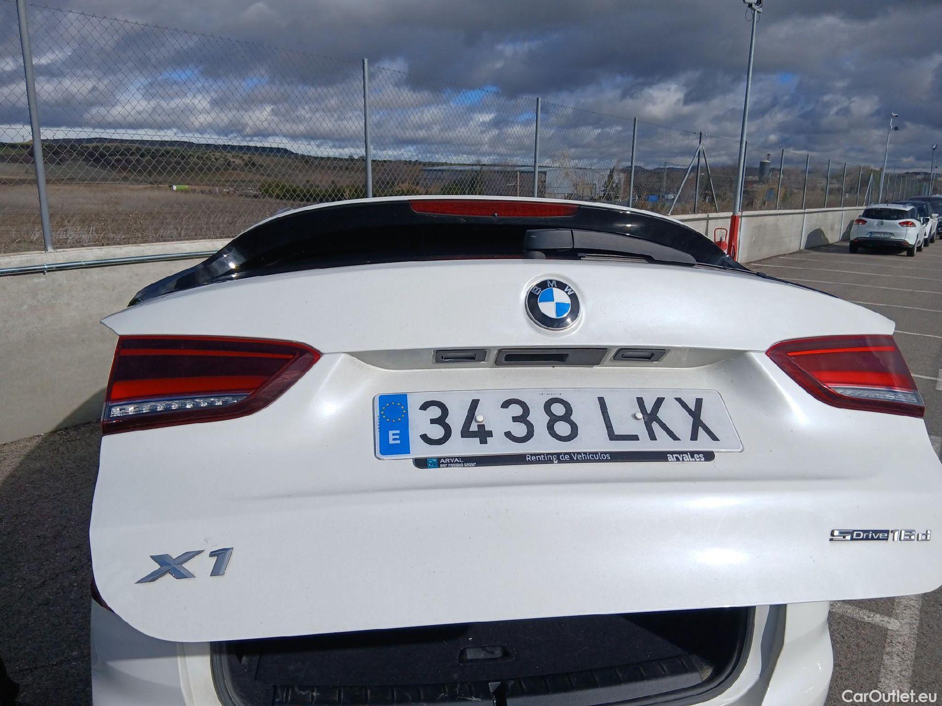  Bmw  X1 BMW  / 2019 / 5P / todoterreno sDrive16d Business #30