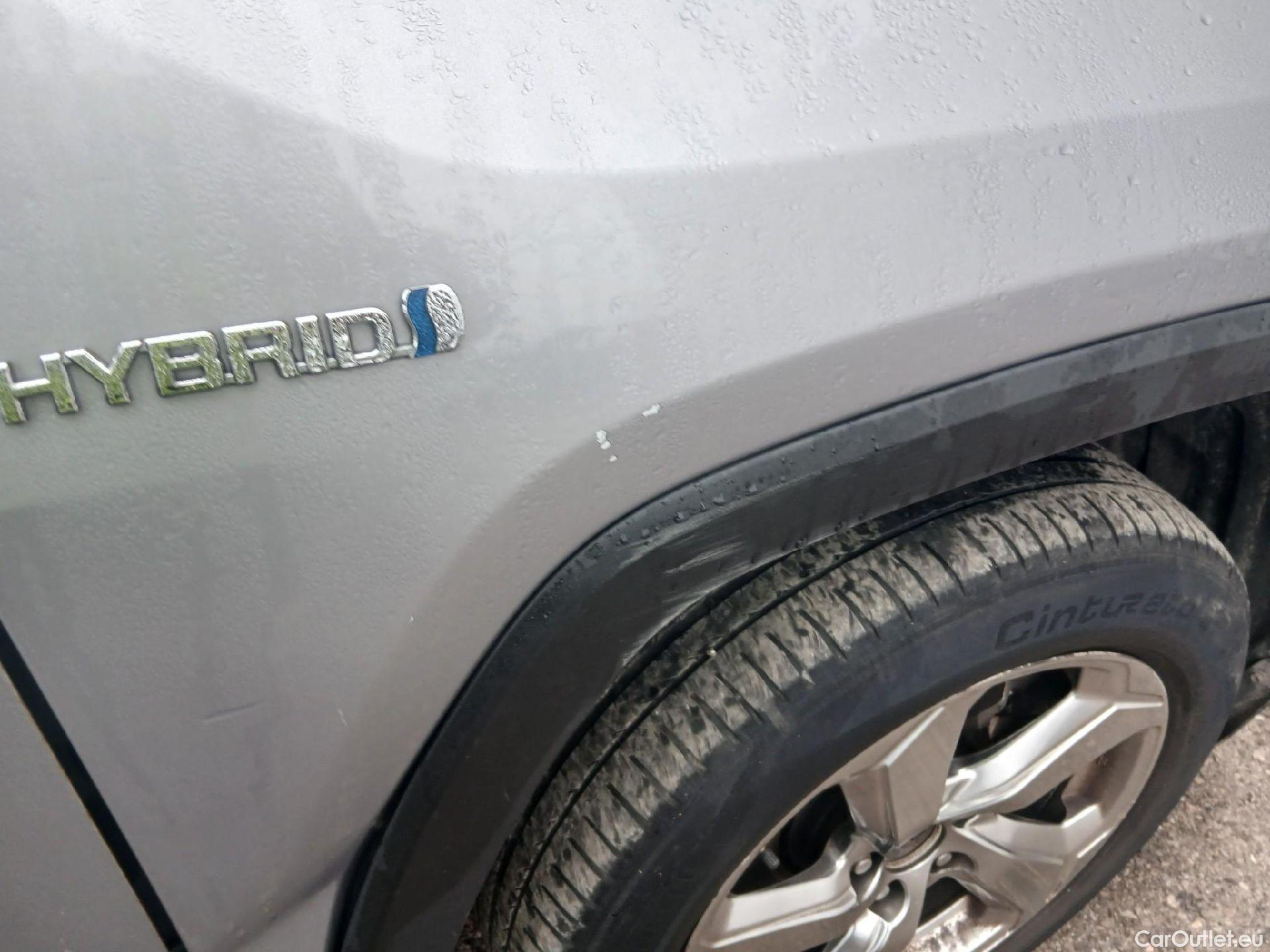  Toyota  RAV4 TOYOTA  / 2018 / 5P / todoterreno 2.5l Advance #33