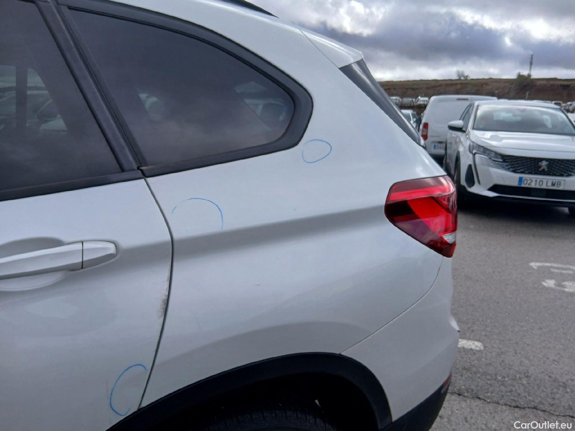  Bmw  X1 BMW  / 2019 / 5P / todoterreno sDrive16d Business #16