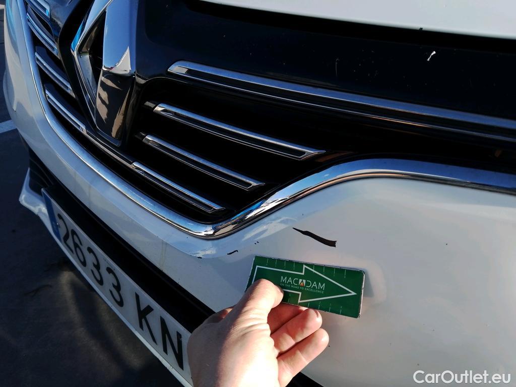  Renault  Megane RENAULT Mégane / 2015 / 5P / familiar Sp. Tourer Zen En. dCi 81kW (110CV) #14