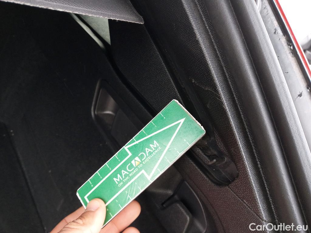  Peugeot  508 PEUGEOT  / 2018 / 5P / familiar SW Allure Pack BlueHDi 130 S&S EAT8 #3