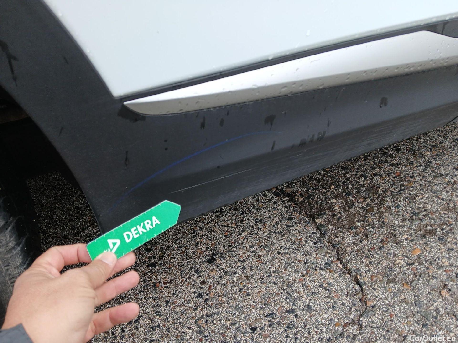  KIA  Sportage KIA  / 2022 / 5P / todoterreno 1.6 T-GDi 110kW (150CV) Drive 4x2 (AC2) #36