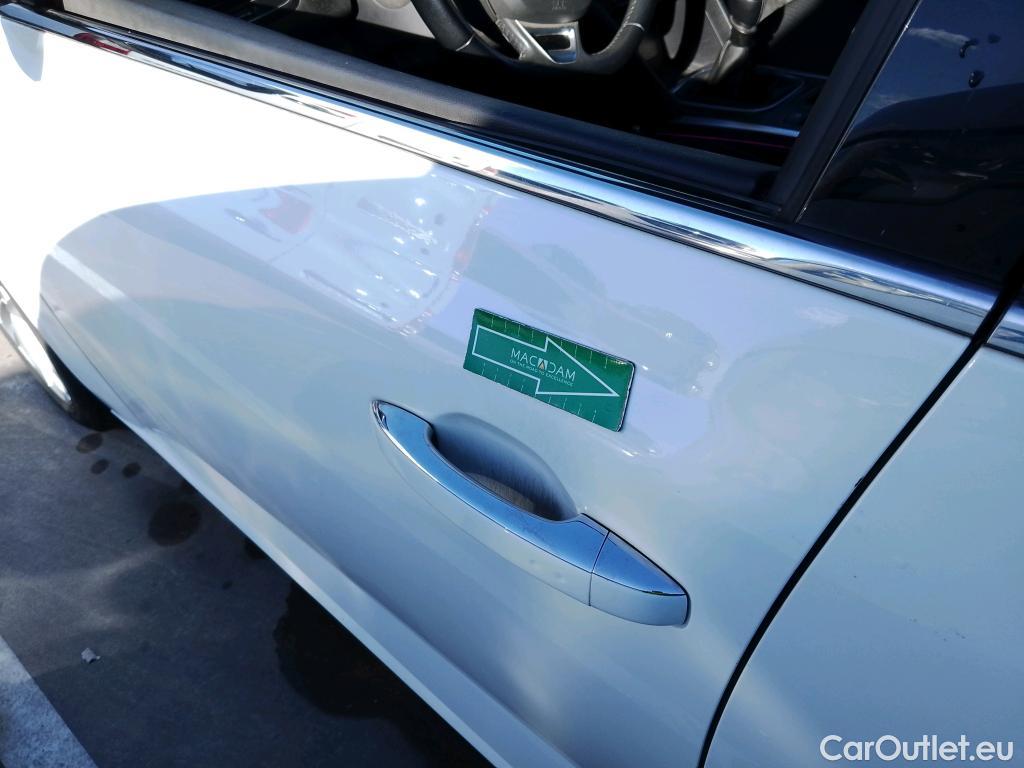  Renault  Megane RENAULT Mégane / 2015 / 5P / familiar Sp. Tourer Zen En. dCi 81kW (110CV) #18