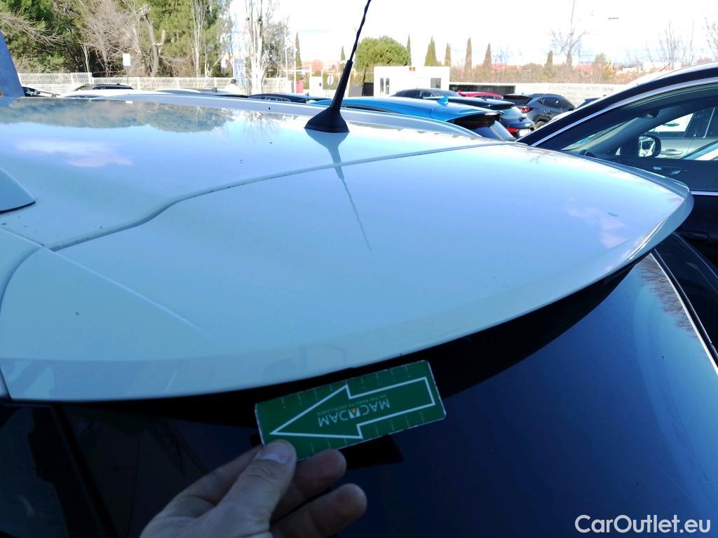  Renault  Megane RENAULT Mégane / 2015 / 5P / familiar Sp. Tourer Zen En. dCi 81kW (110CV) #20