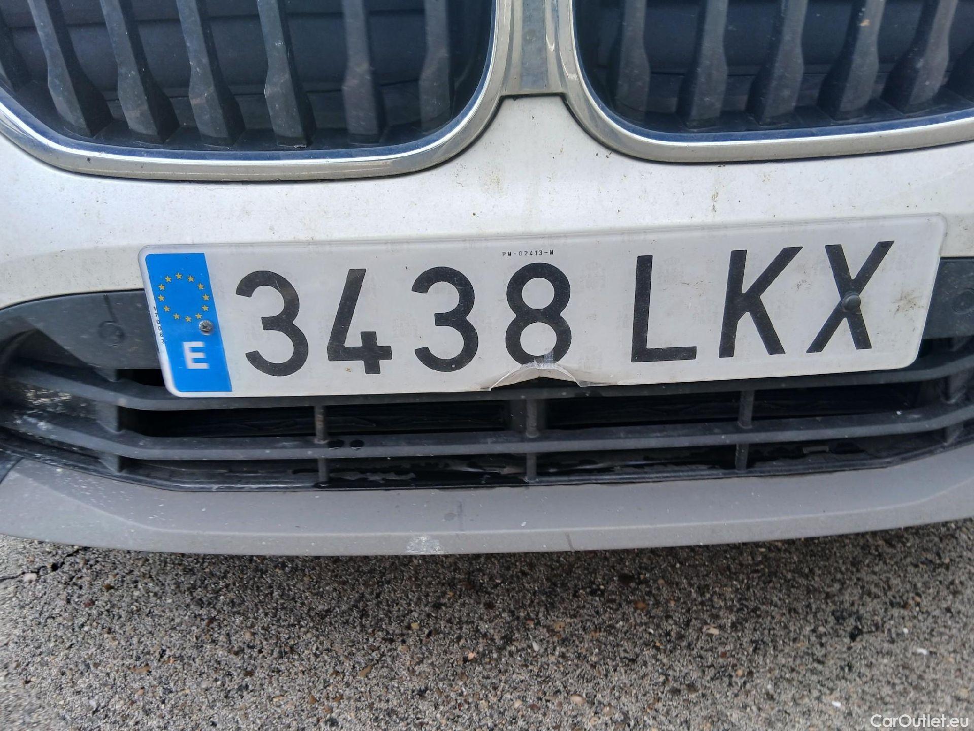  Bmw  X1 BMW  / 2019 / 5P / todoterreno sDrive16d Business #8