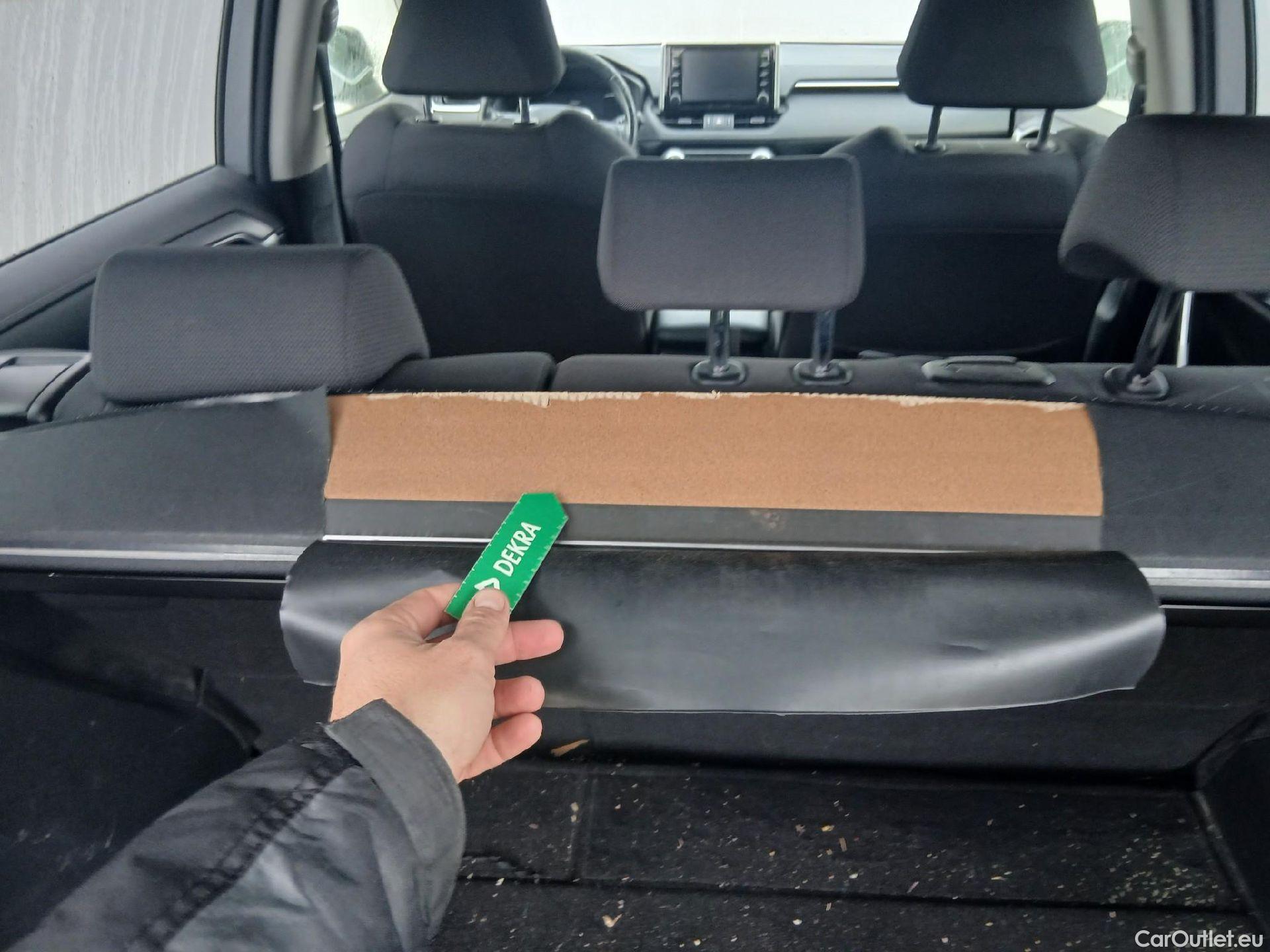  Toyota  RAV4 TOYOTA  / 2018 / 5P / todoterreno 2.5l Advance #44